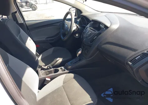 2014 Ford Focus S z USA, uszkodzony, nr VIN 1FADP3E29EL277928